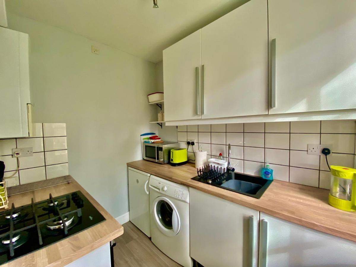Apartamento Underneath The Arches Penicuik Exterior foto